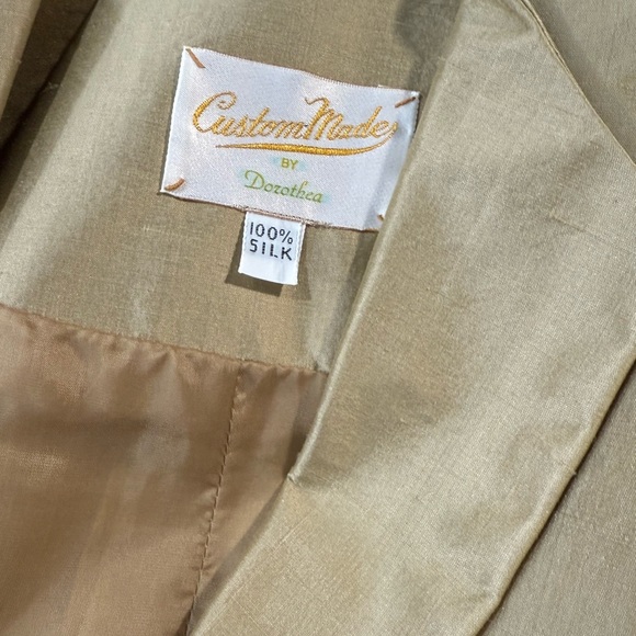 CUSTOM MADE BY DOROTHEA Vintage 60's 100% Silk Skirt Suit Golden Beige-Small - Picture 5 of 5